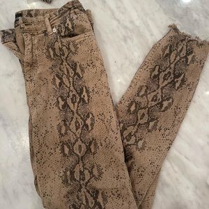 ZARA snakeskin jeans! Only worn once!